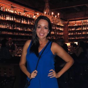 Meet your Posher, Whitney